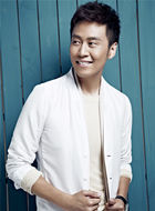 江成(李昊臻饰演)